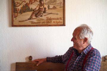Carlo nella sua casa di Emarese
